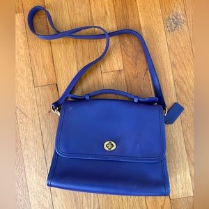 Vintage Coach crossbody Court Bag